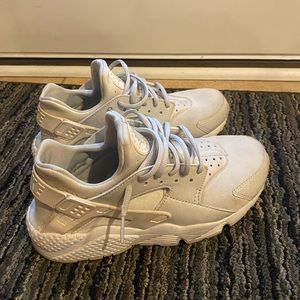 Off-white Nike Huaraches M/W